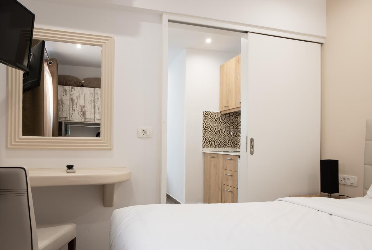 Aparthotel Tristhenia Perissa  Exterior foto