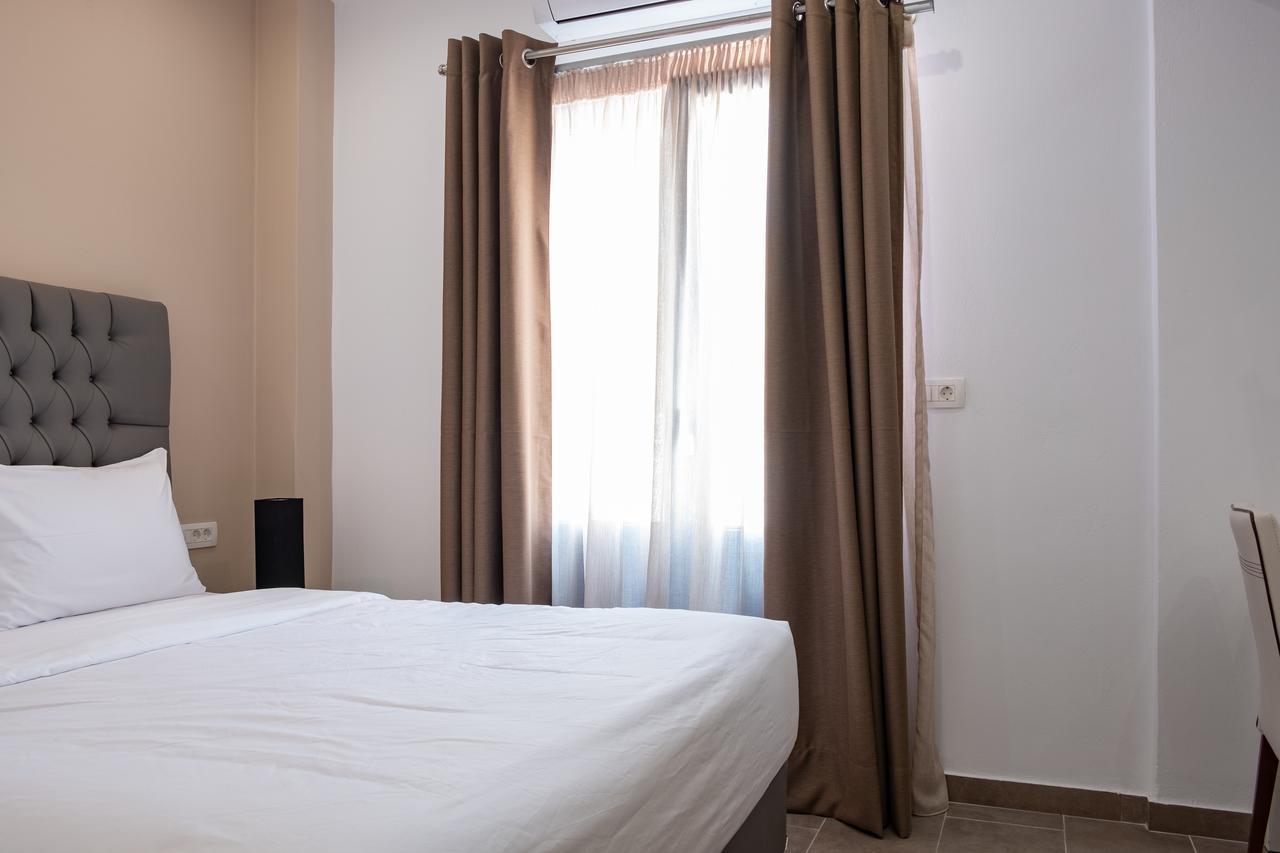Aparthotel Tristhenia Perissa  Exterior foto