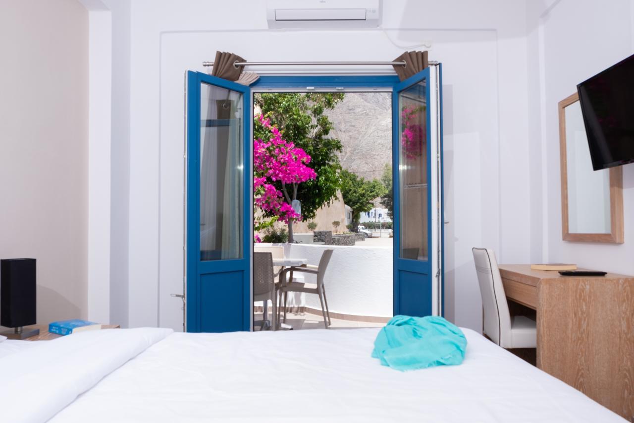 Aparthotel Tristhenia Perissa  Exterior foto