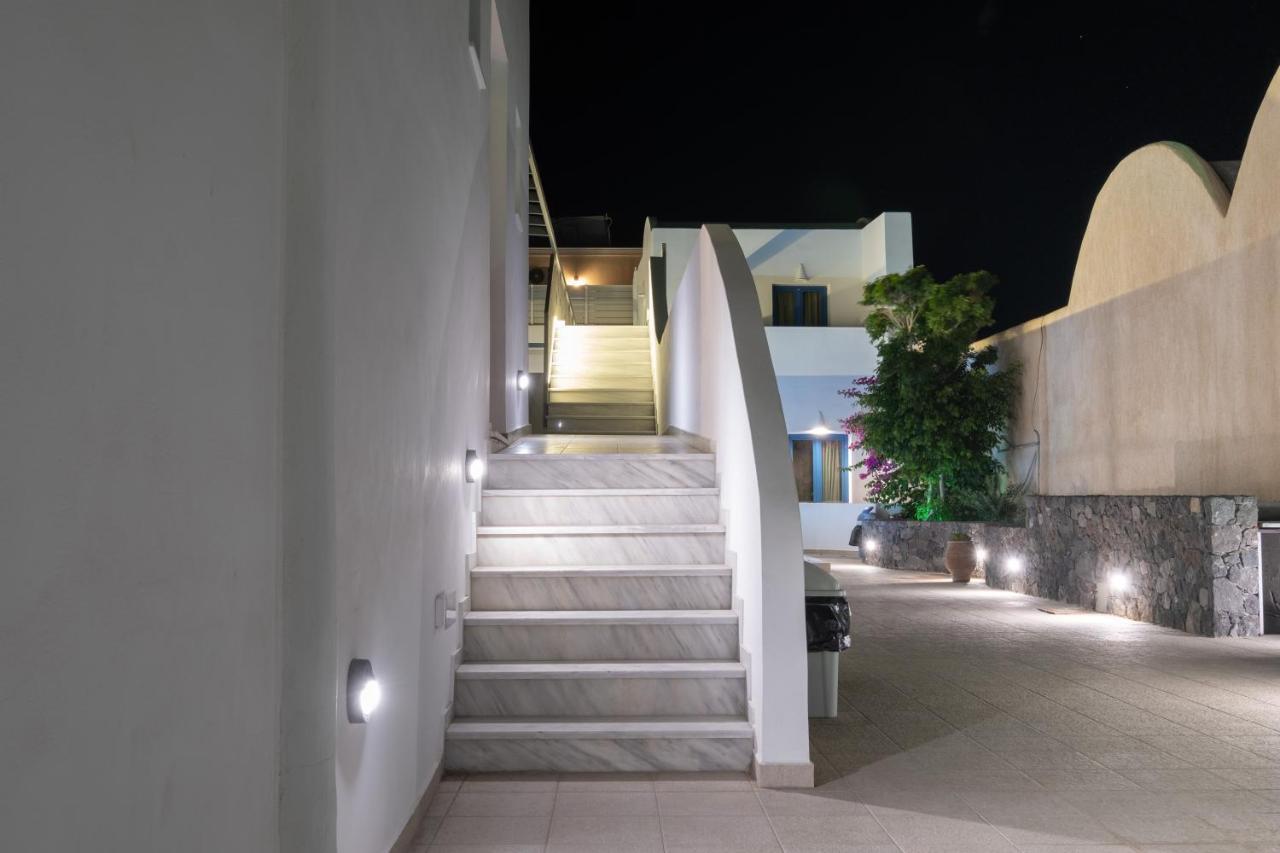 Aparthotel Tristhenia Perissa  Exterior foto
